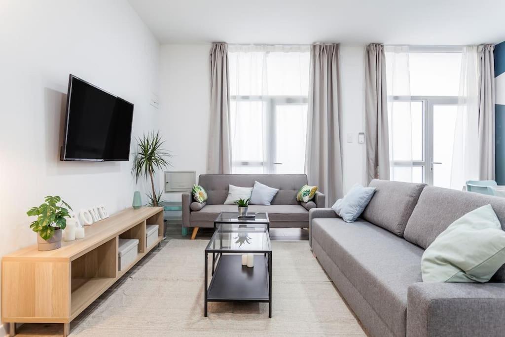 Apartamento Nuevo Cerca De La Playa Y Del Centro バレンシア エクステリア 写真