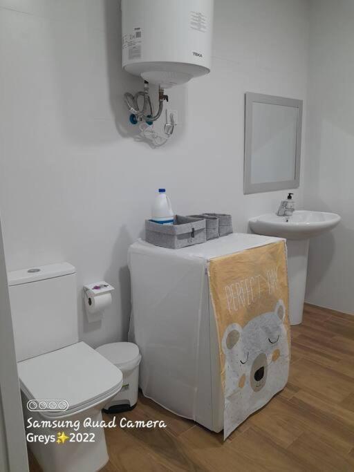 Apartamento Nuevo Cerca De La Playa Y Del Centro バレンシア エクステリア 写真